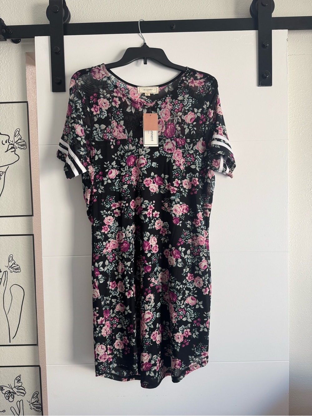 Black Floral Short-Sleeve Shift Dress with Pink Roses
